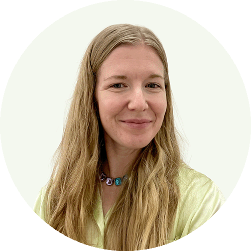 Gif of a headshot of company founder Amy Park.